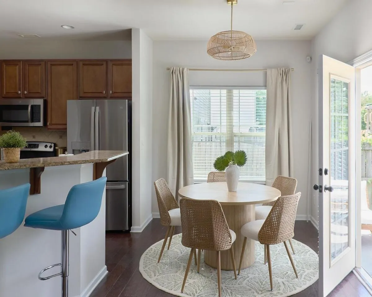 Vila Palm House Luxury Retreat For Families And Corporate Charlotte USA