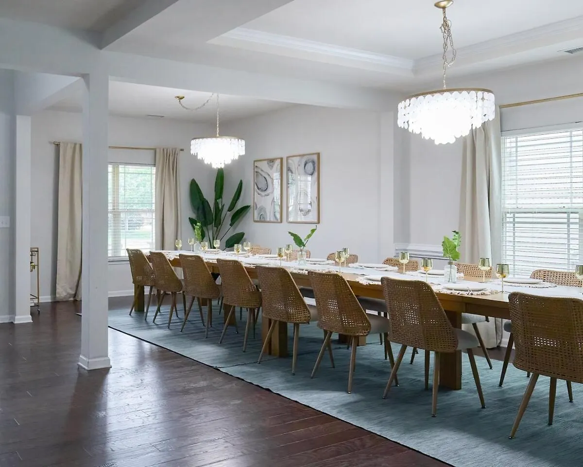 Vila Palm House Luxury Retreat For Families And Corporate Charlotte 0*,  USA